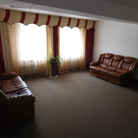 Almaz Hotel 2*